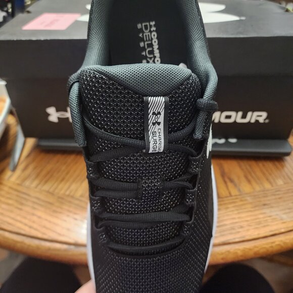 Brand new Under Armour Shoes size 15 mens - Picture 2 of 4